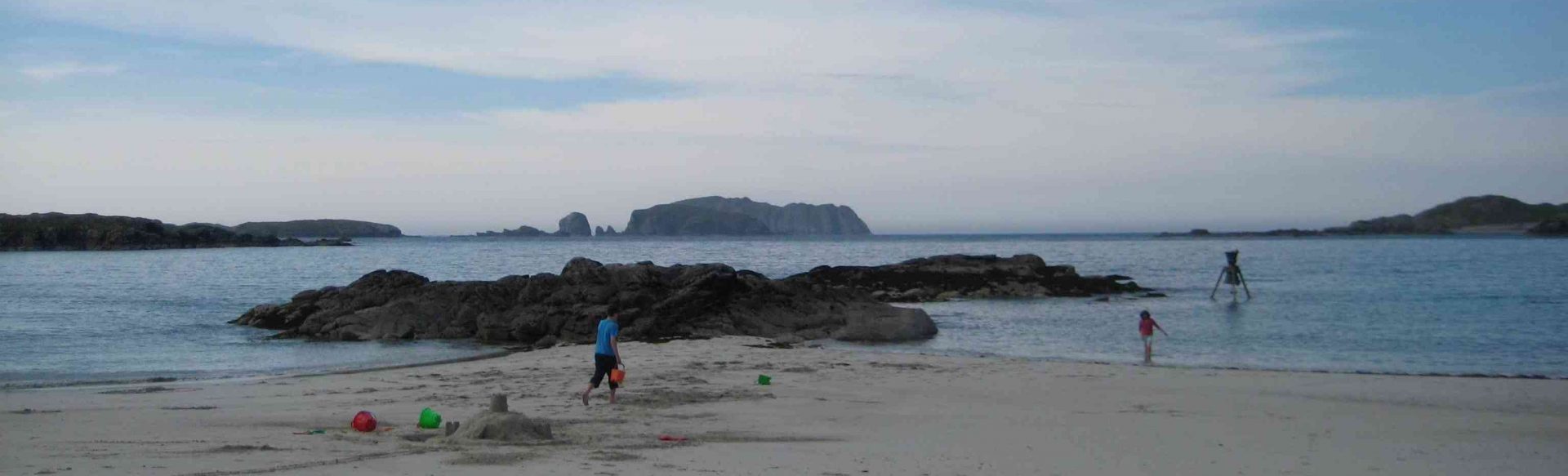 Bosta beach on Berneray looking towards Old Hill Tràigh Bòsta